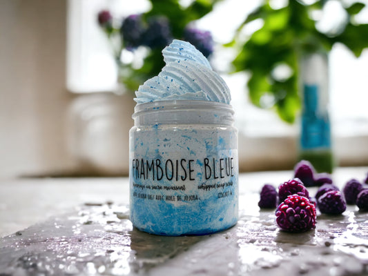 FRAMBOISE BLEUE. Savon exfoliant fouetté