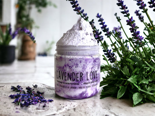 LAVENDER LOVE. Savon exfoliant fouetté