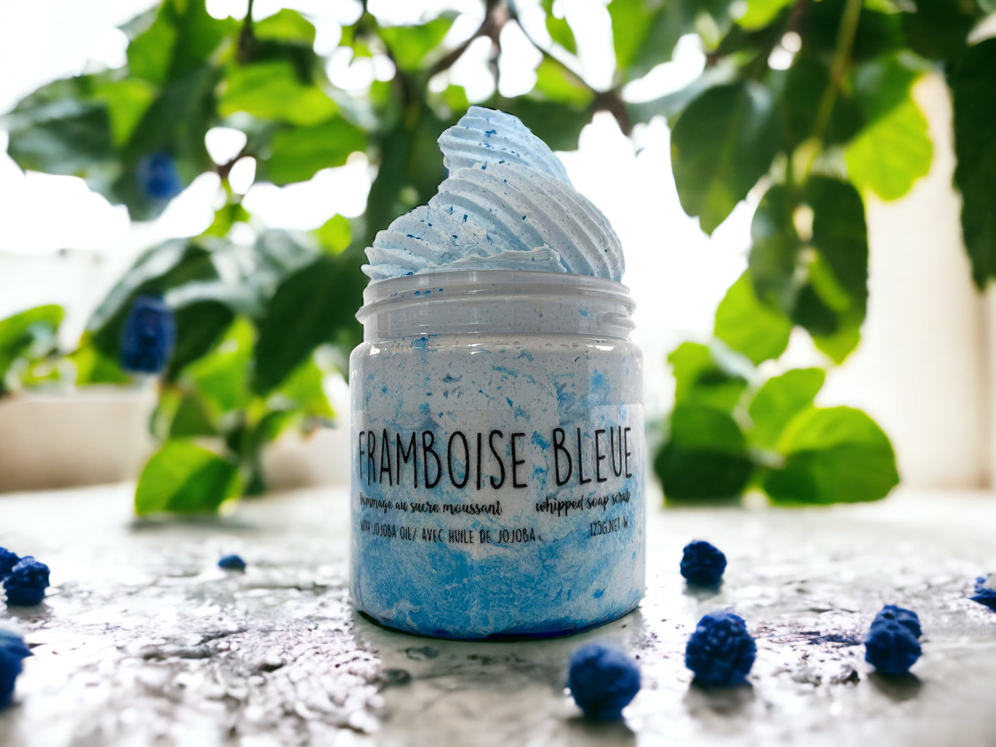 FRAMBOISE BLEUE. Savon exfoliant fouetté