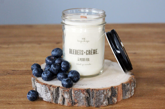 BLEUETS + CRÈME.